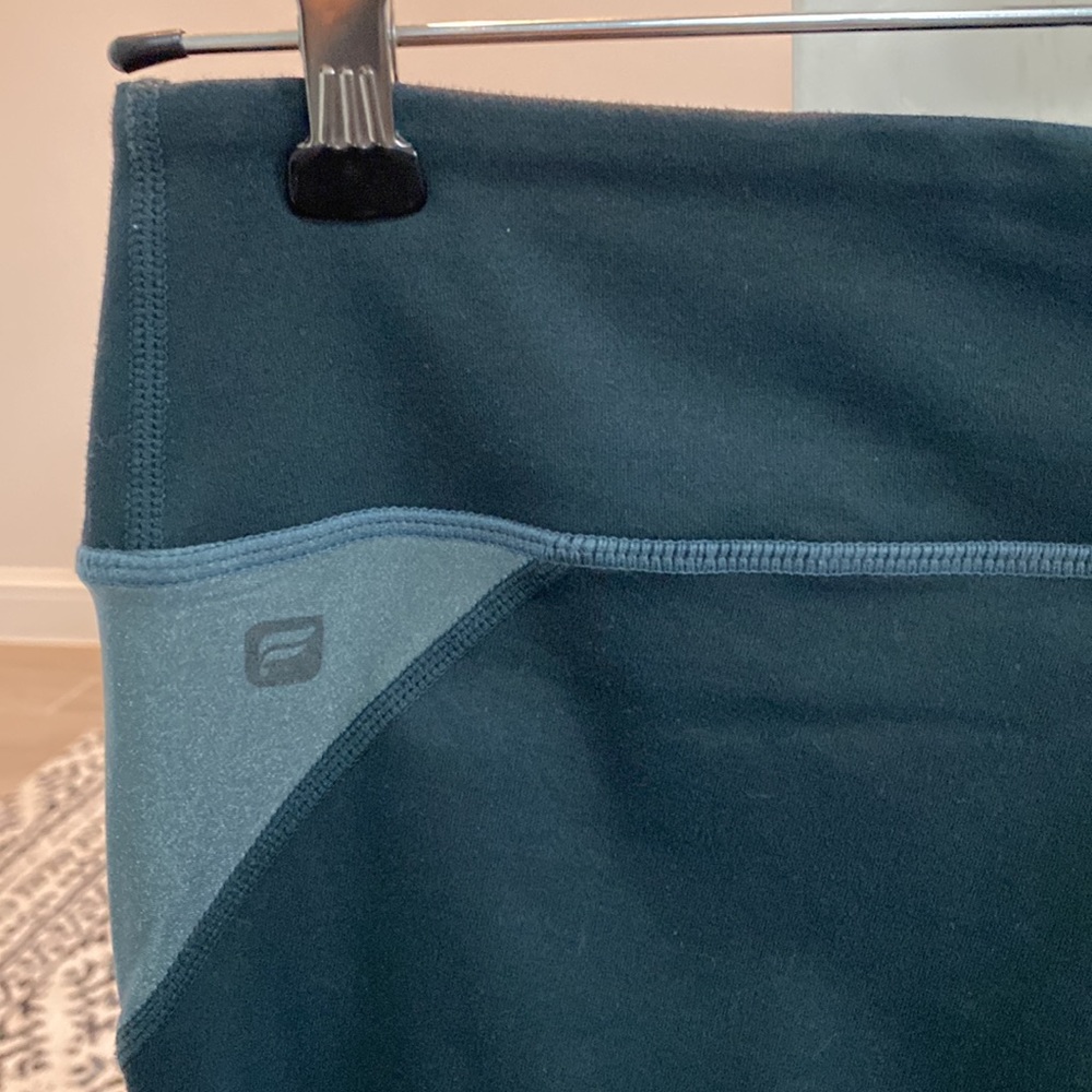 Fabletics capris - Picture 4 of 5